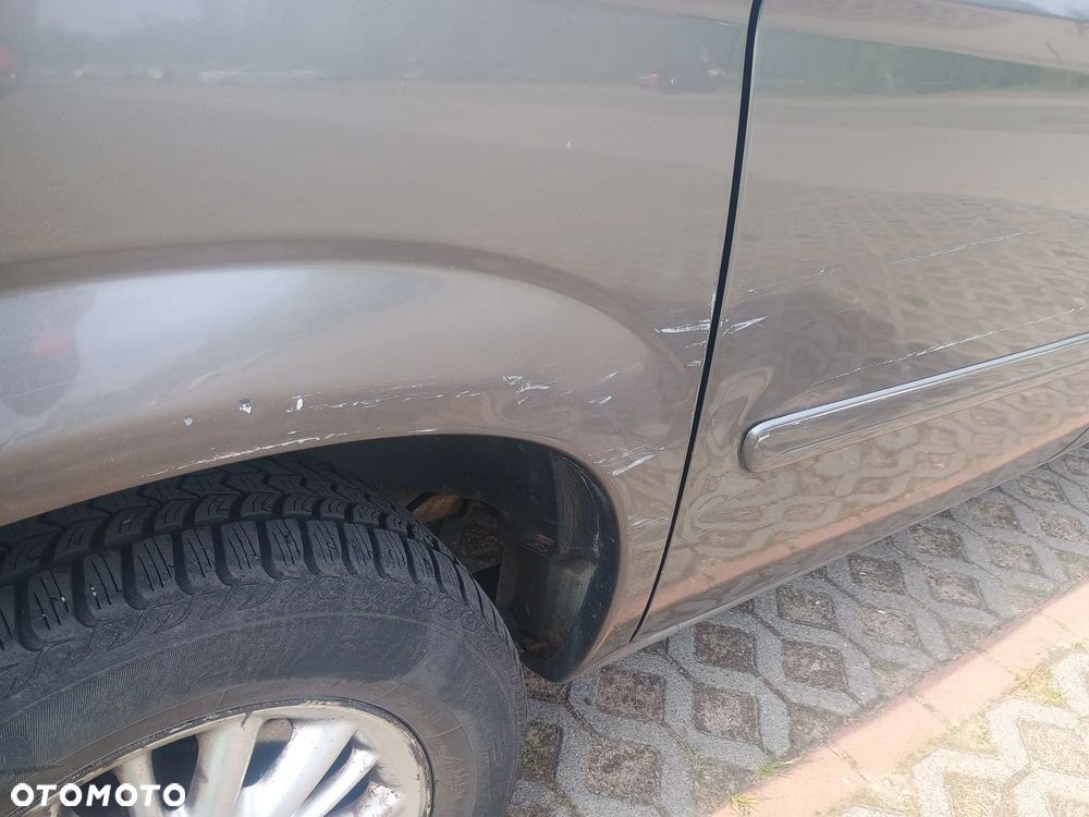 Chrysler Voyager 2.8 Executive SE CRD - 7