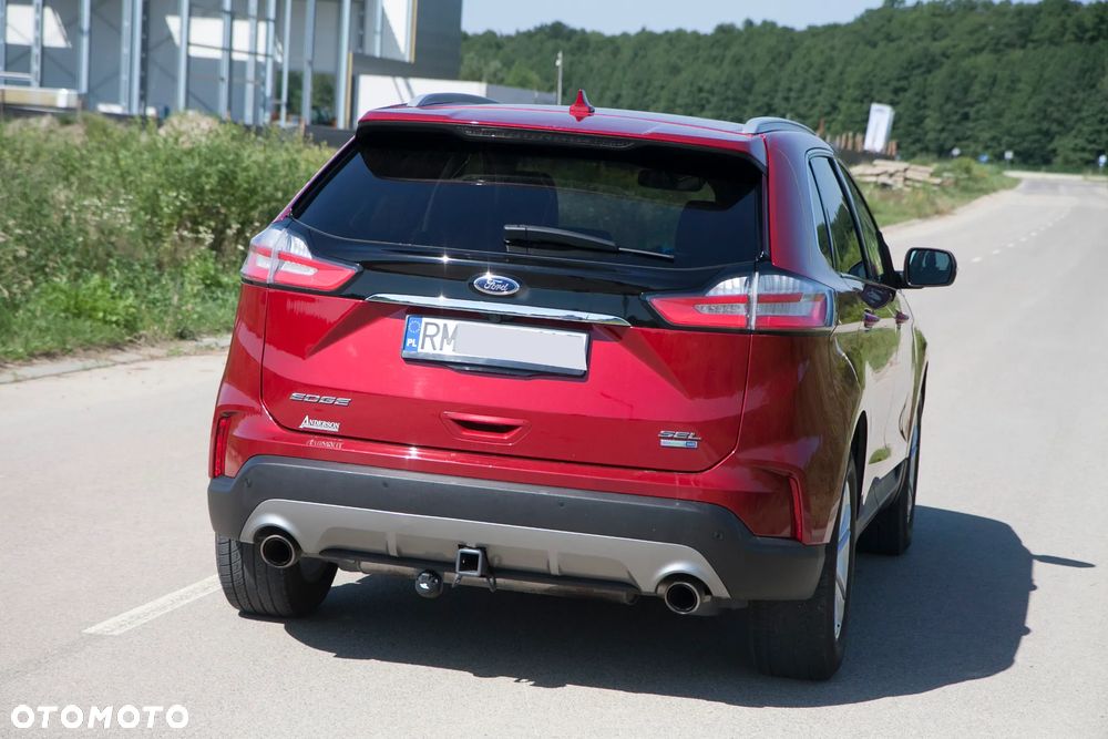 Ford Edge - 4