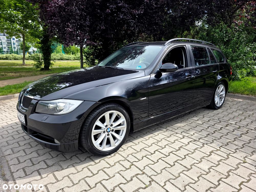 BMW Seria 3 320d DPF - 1