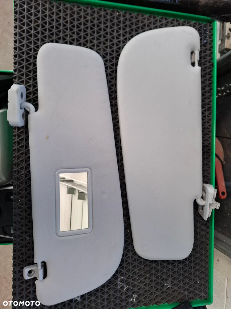 TOYOTA AURIS E18 1.8 HYBRYDA HB OSLONY SLONECZNIK - 1