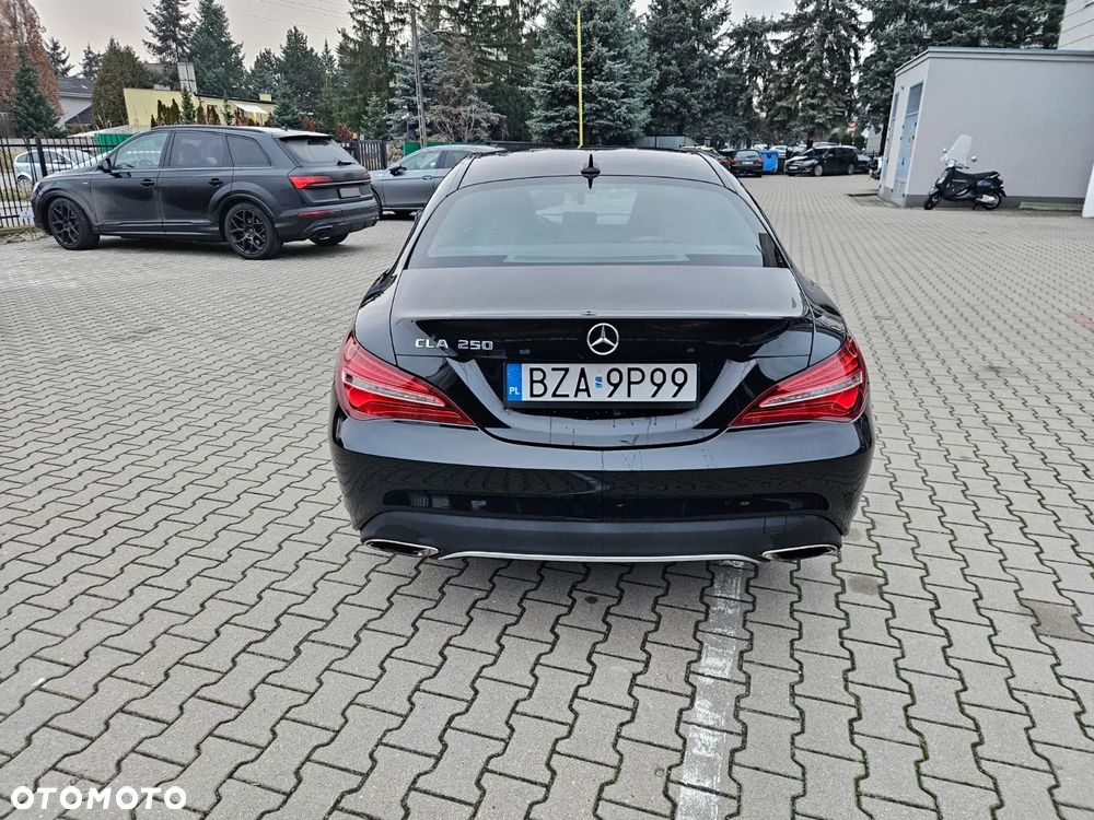 Mercedes-Benz CLA 250 7G-DCT - 5