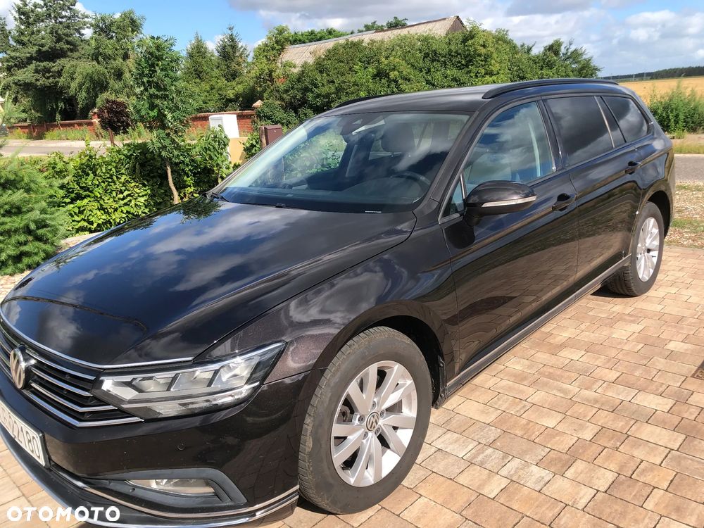 Volkswagen Passat 2.0 TDI SCR Comfortline - 1