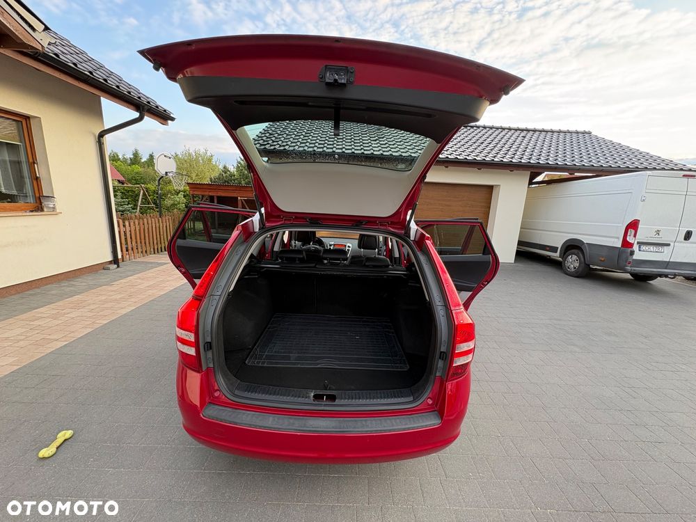 Kia Ceed 1.6 Crdi Comfort + - 26
