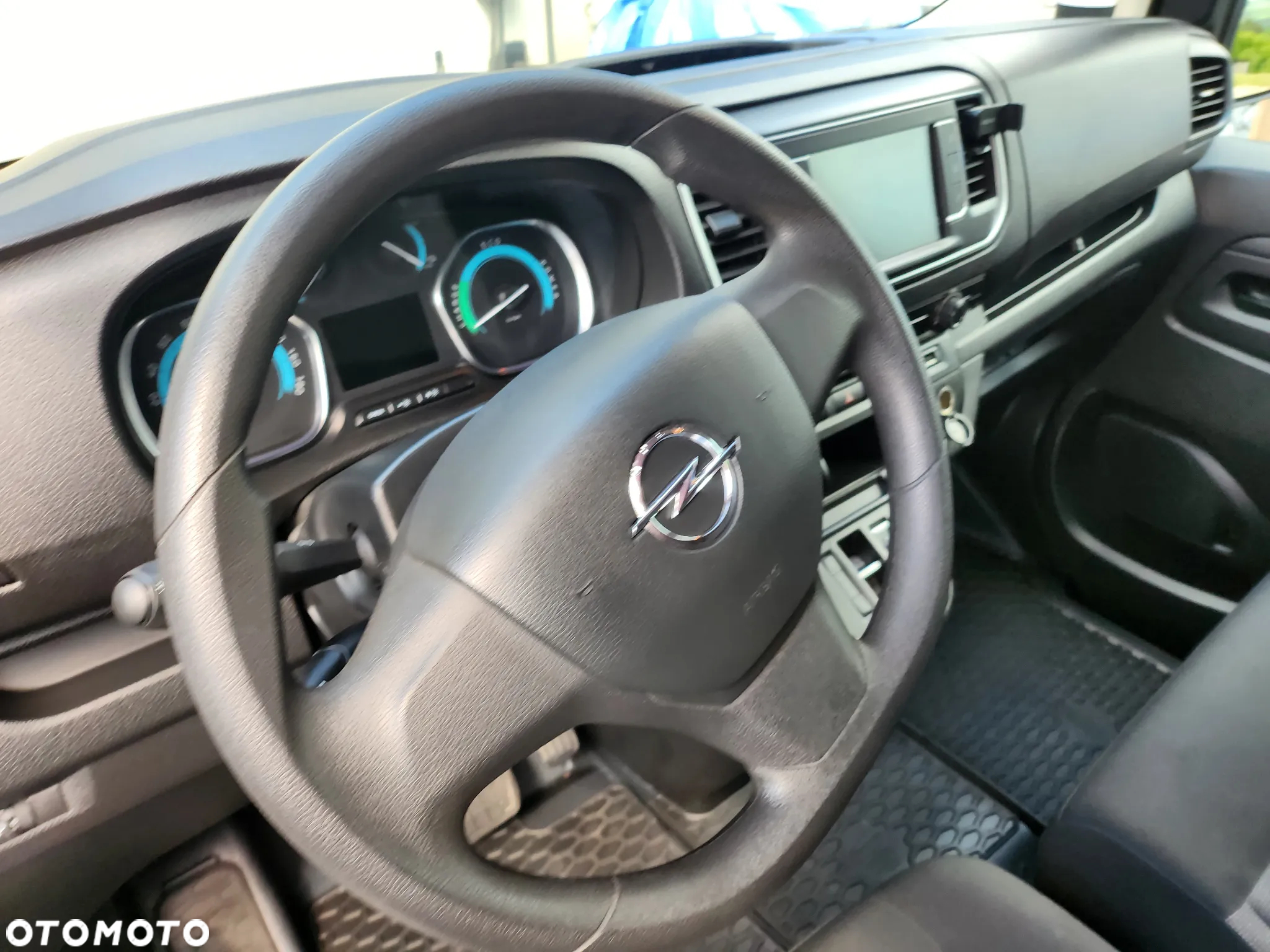 Opel Vivaro - 6