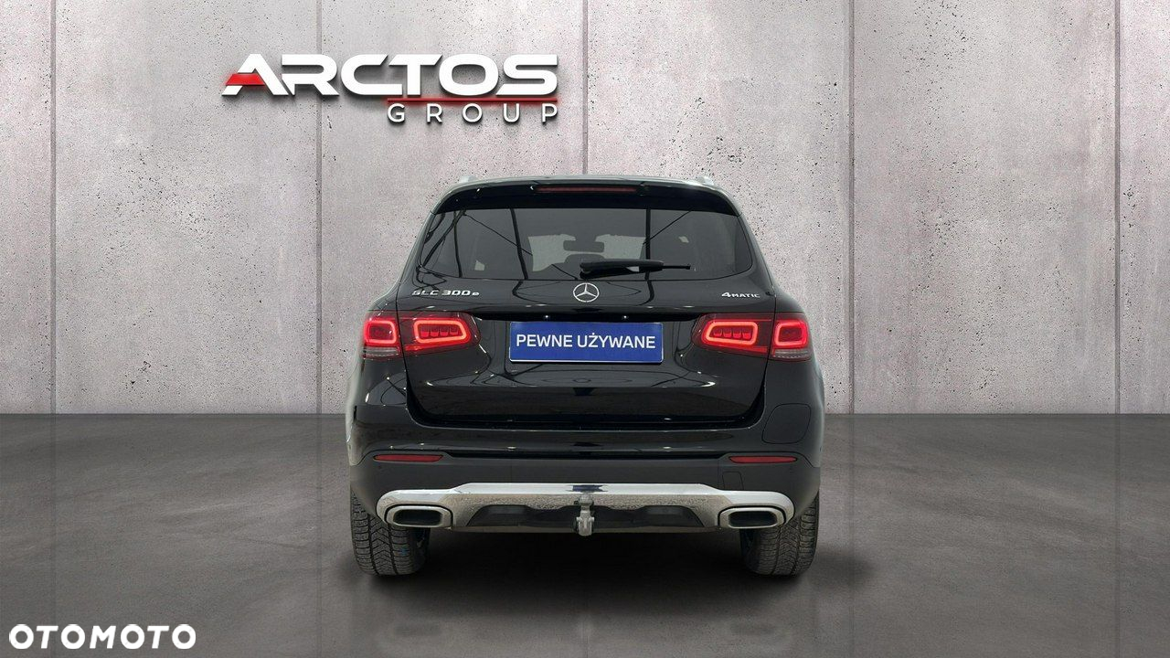 Mercedes-Benz GLC - 4