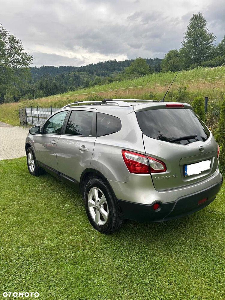 Nissan Qashqai+2 - 4