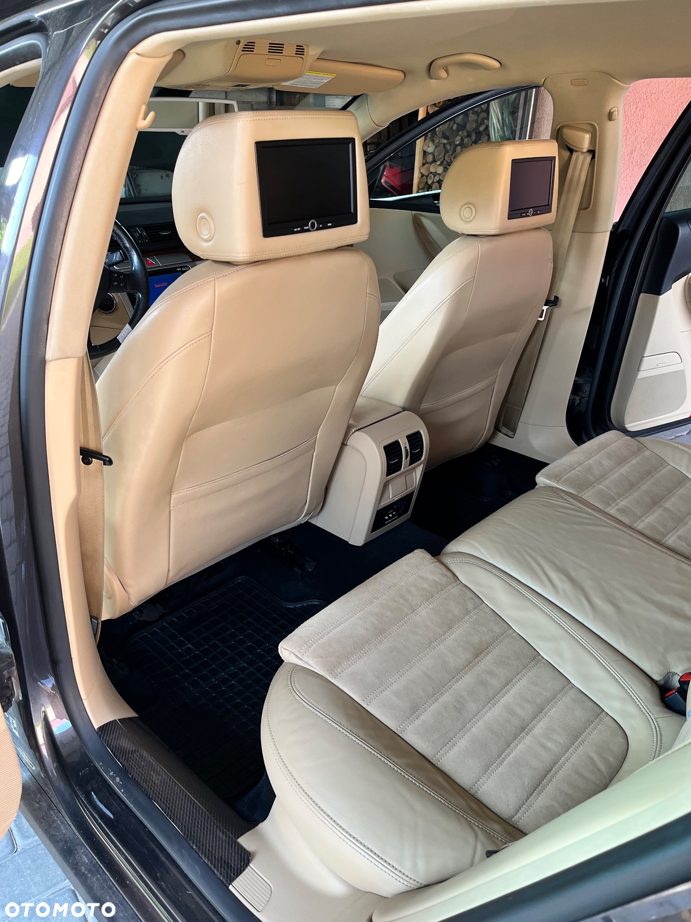 Volkswagen Passat - 18