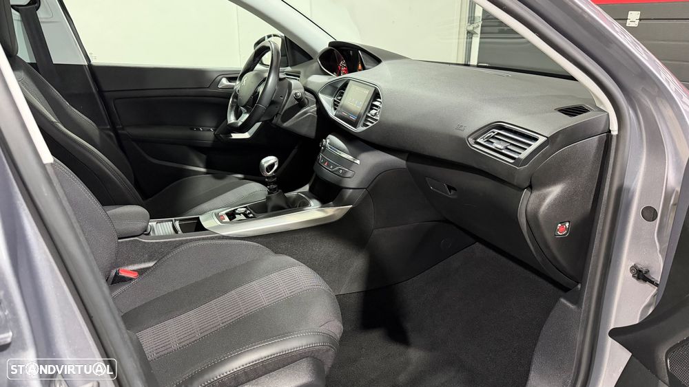 Peugeot 308 SW BlueHDi 130 Stop & Start Allure - 13