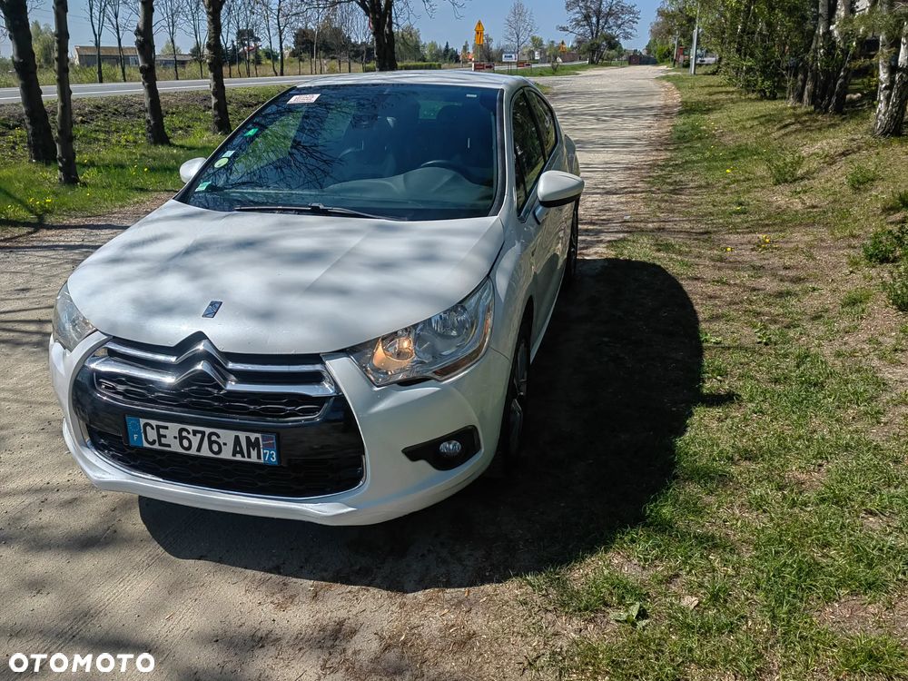 Citroën DS4 BlueHDi 120 Urban Show - 2