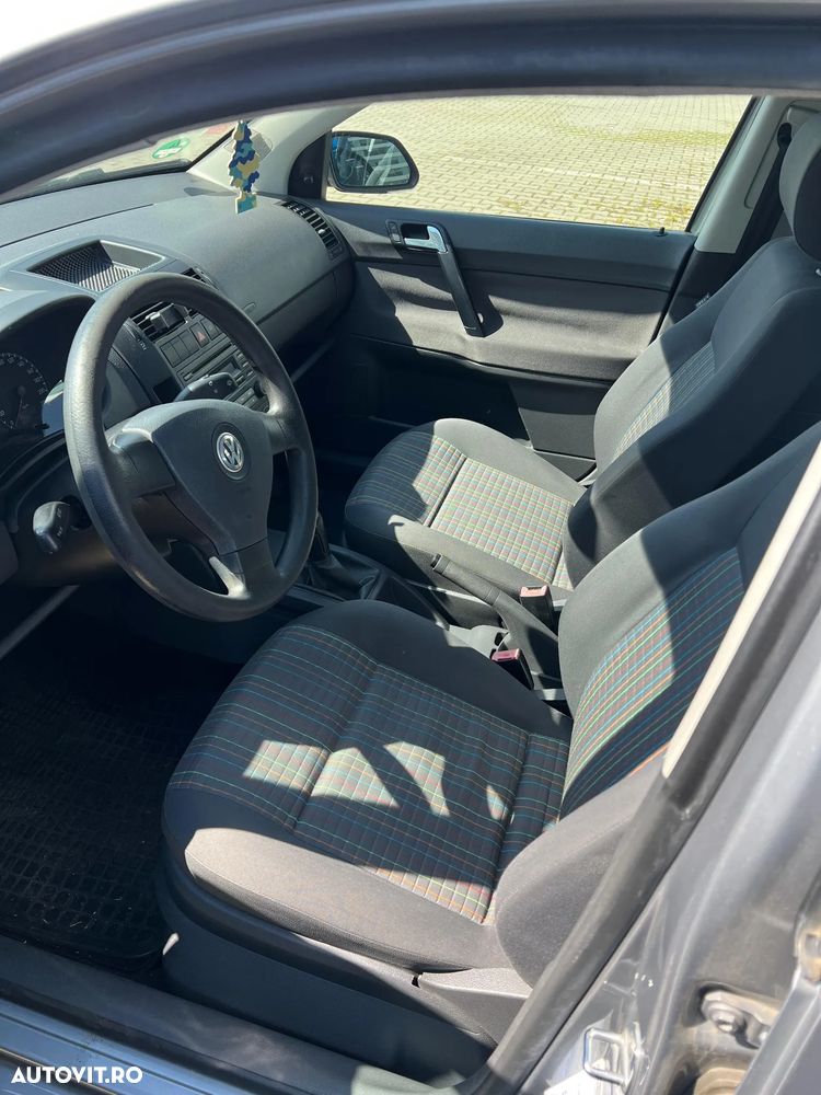 Volkswagen Polo - 15