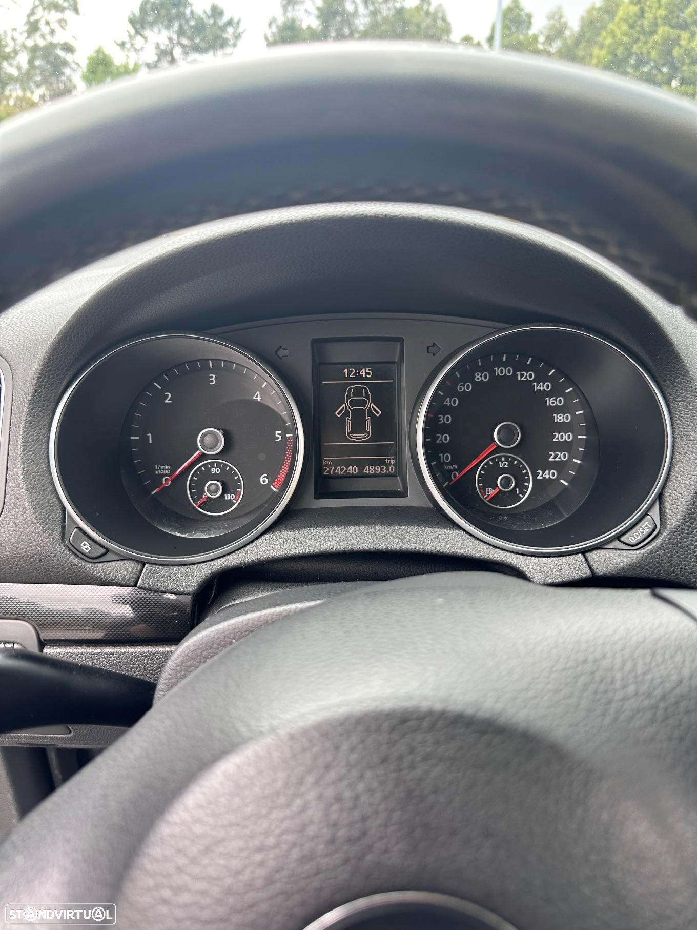 VW Golf 2.0 TDi Confortline - 8