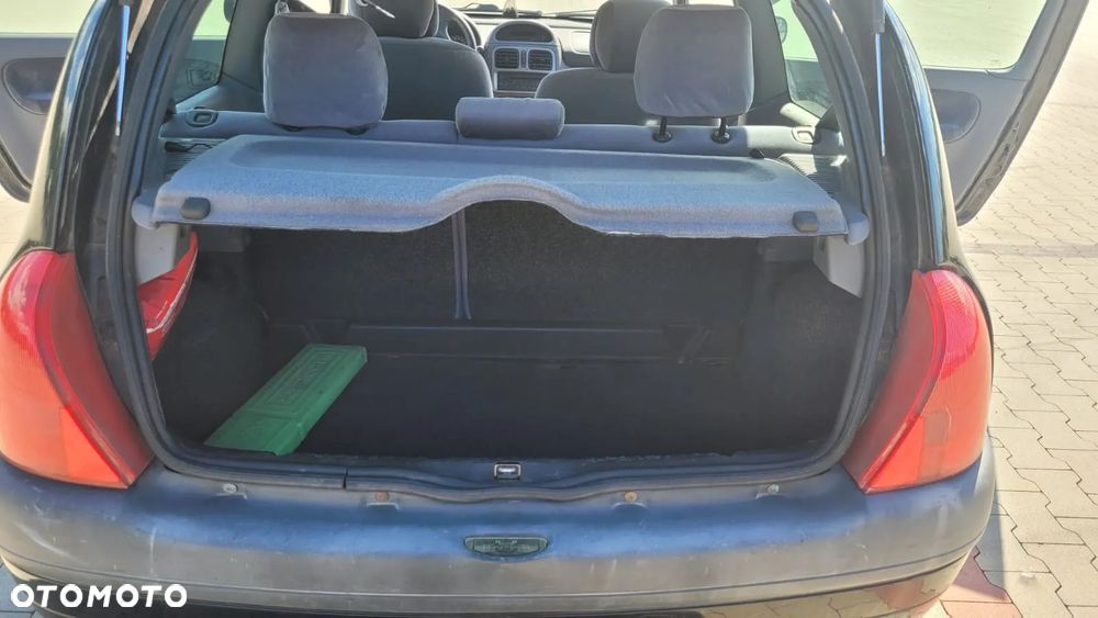 Renault Clio - 14