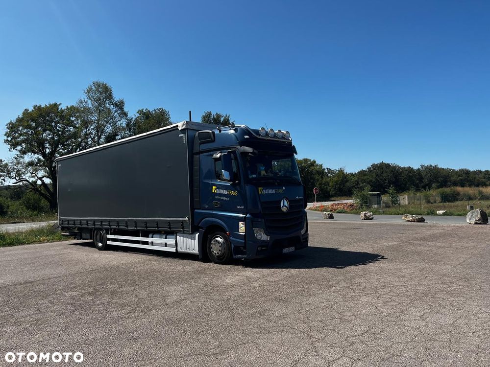 Mercedes-Benz ACTROS - 2