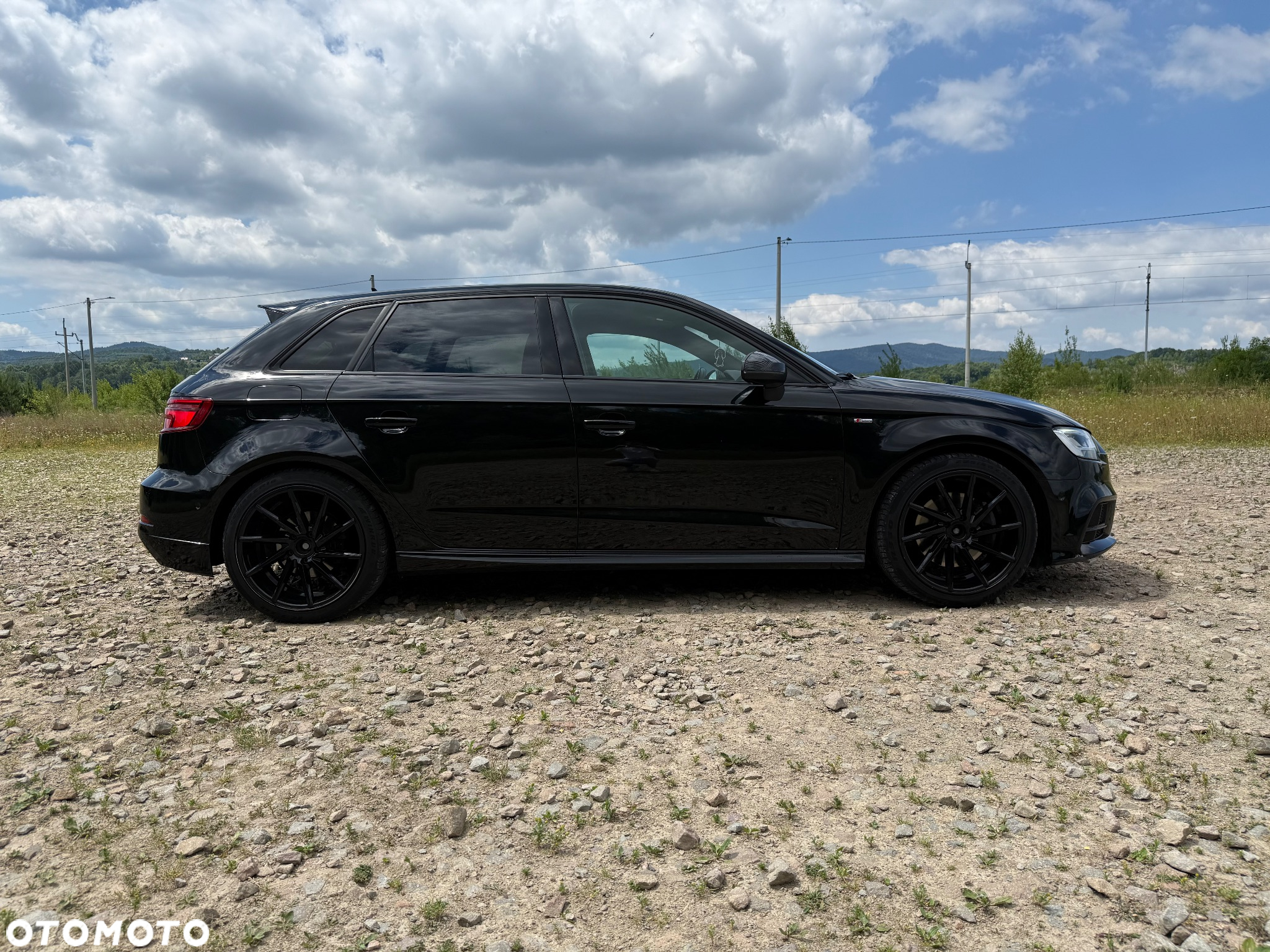 Audi A3 40 TFSI Sportback quattro S tronic design - 4