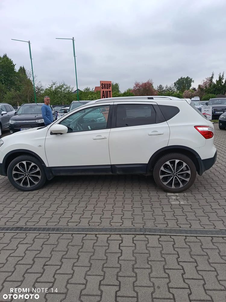 Nissan Qashqai 1.6 DCi 4x4 Tekna - 3