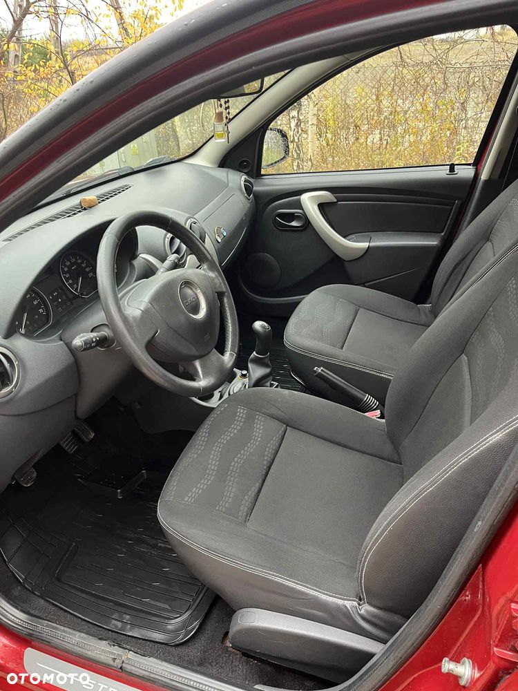 Dacia Sandero 1.6 Ambiance - 4