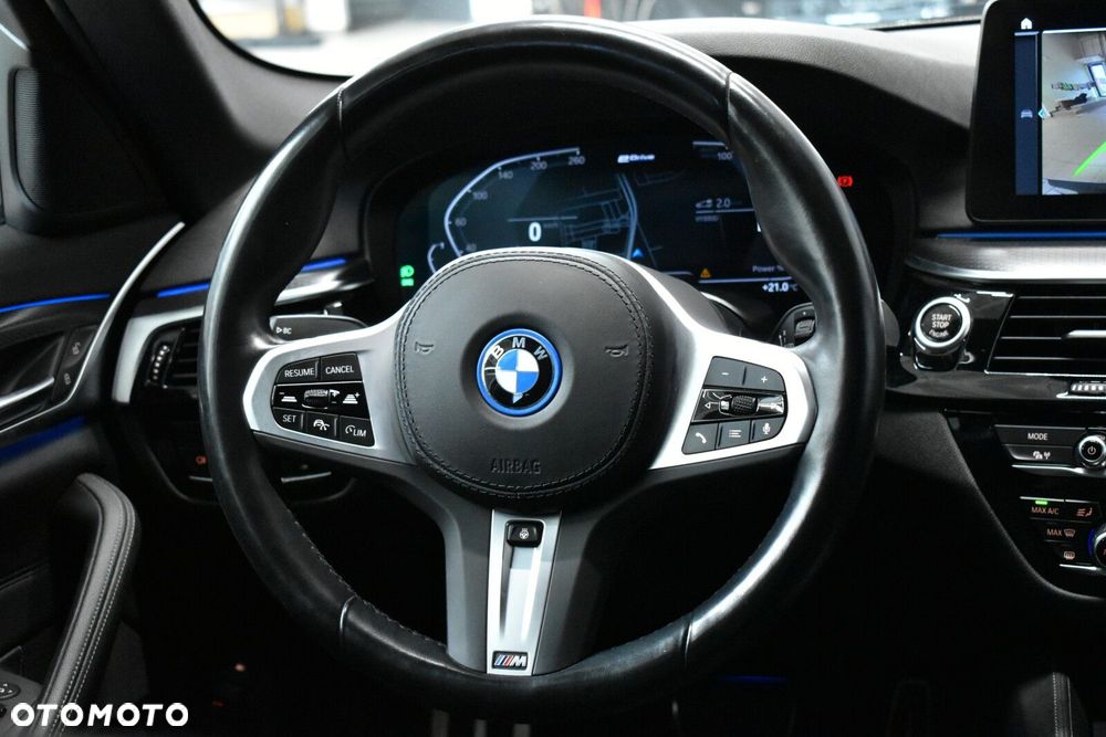 BMW Seria 5 530e xDrive M Sport sport - 13