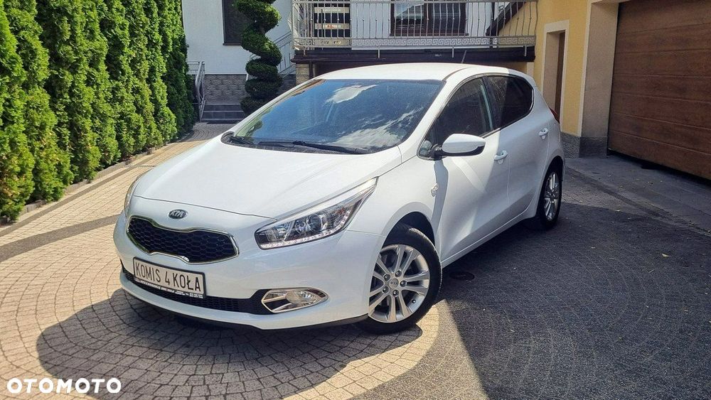 Kia Ceed - 1