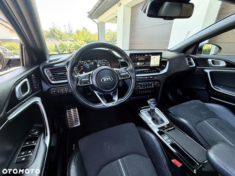 Kia ProCeed 1.5 T-GDI DCT7 OPF GT LINE - 16