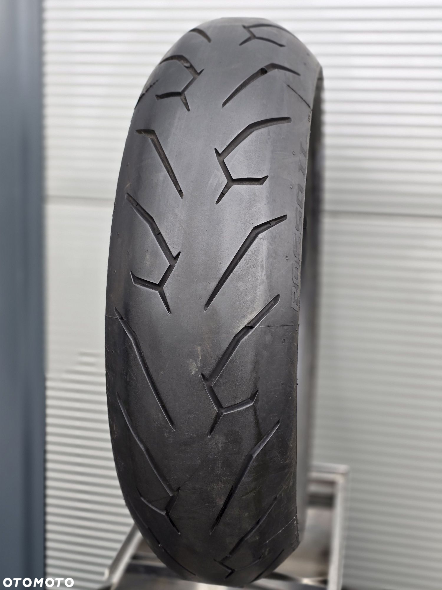 Opona Pirelli Diablo Rosso II 160/60/17 - 3