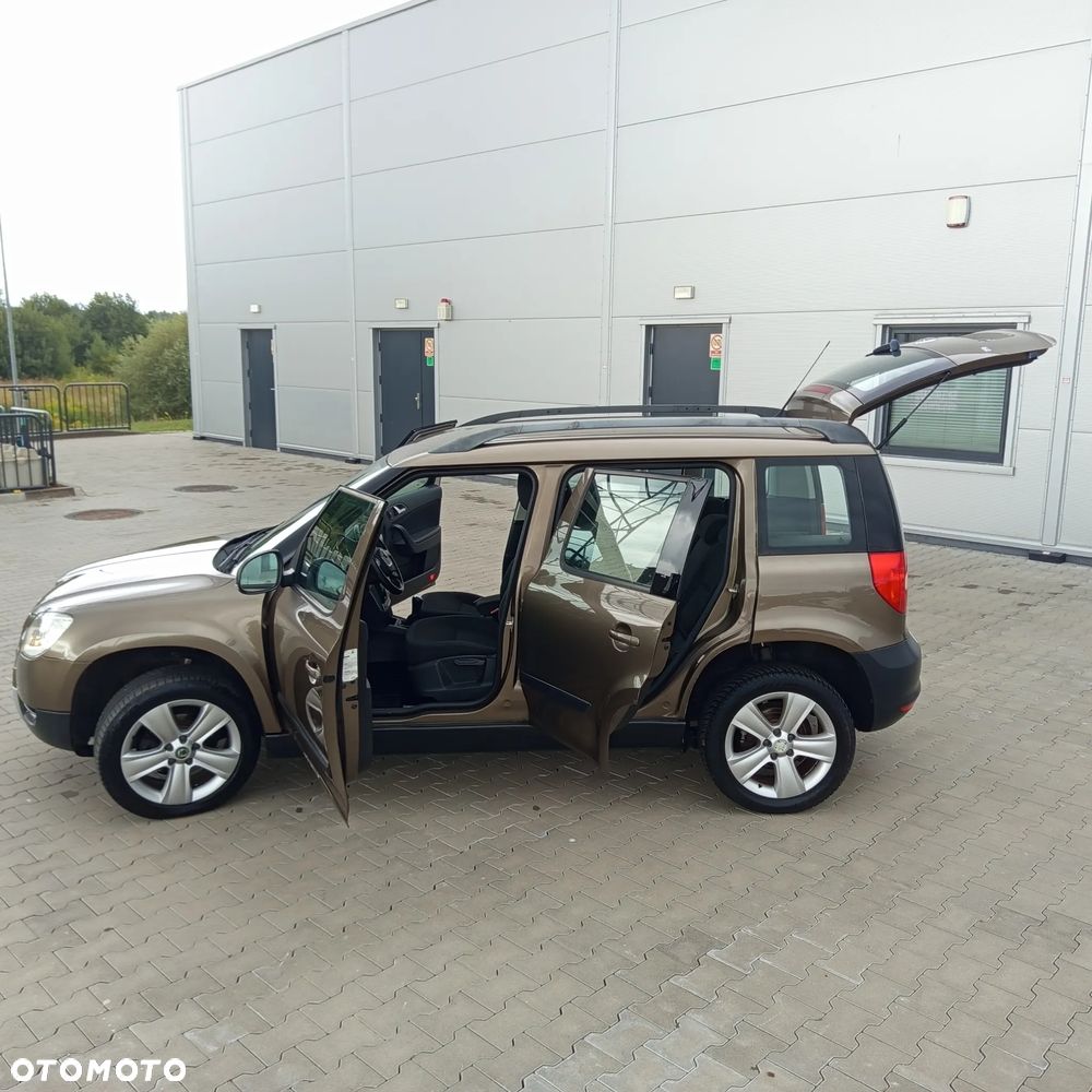 Skoda Yeti 1.4 TSI Experience PLUS EDITION - 34