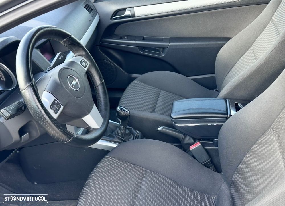 Opel OPEL ASTRA 1.3 CDTI GTC - 13