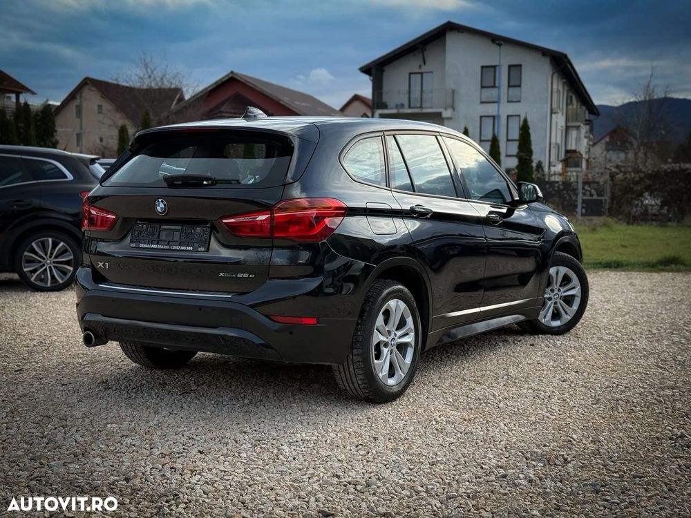 BMW X1 xDrive25e Sport Line - 4