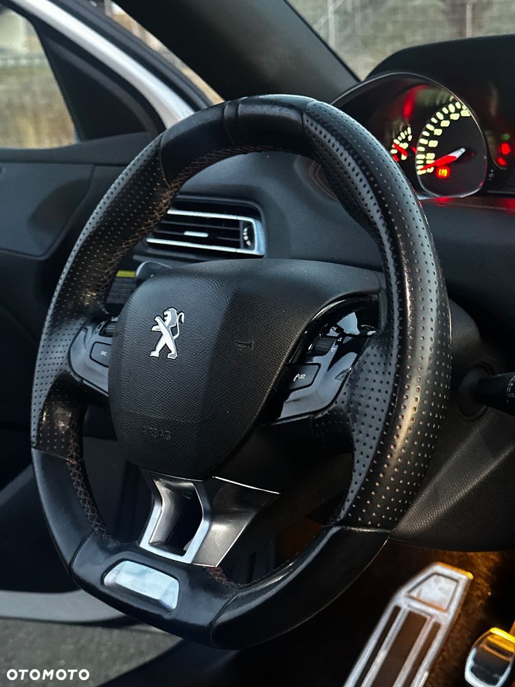 Peugeot 308 BlueHDi FAP 150 Stop&Start GT-Line Edition - 9