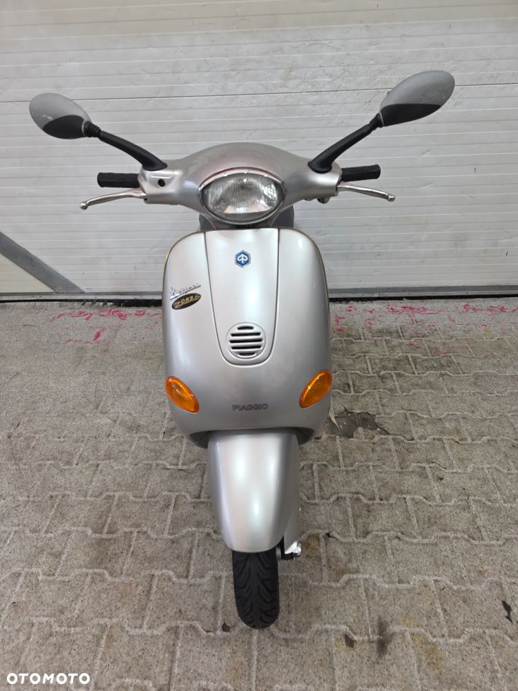 Piaggio Vespa - 14