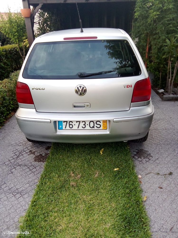 VW Polo 1.4 TDi Confortline - 2