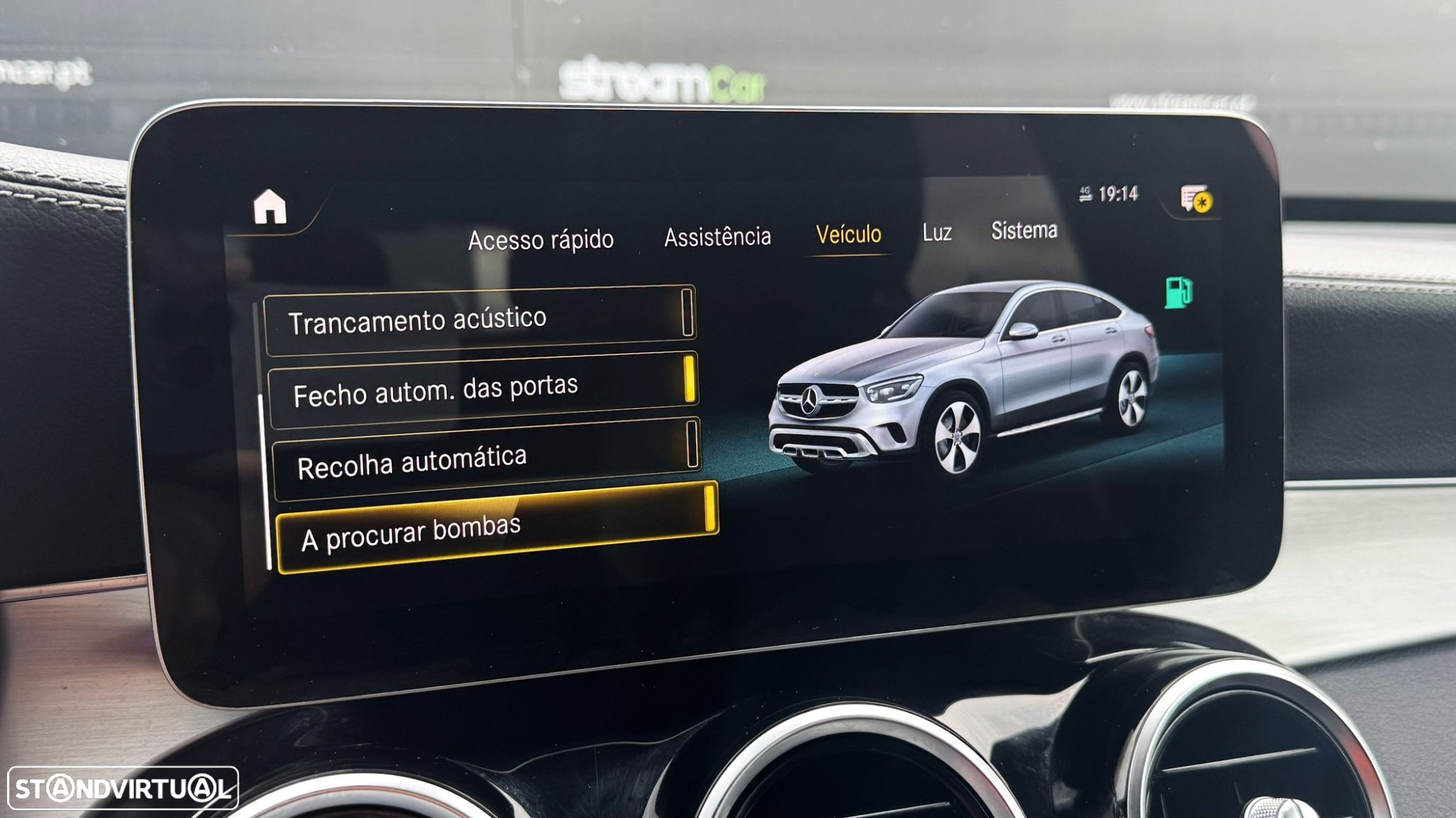 Mercedes-Benz GLC 300 Coupe de 4Matic 9G-TRONIC AMG Line Plus - 28