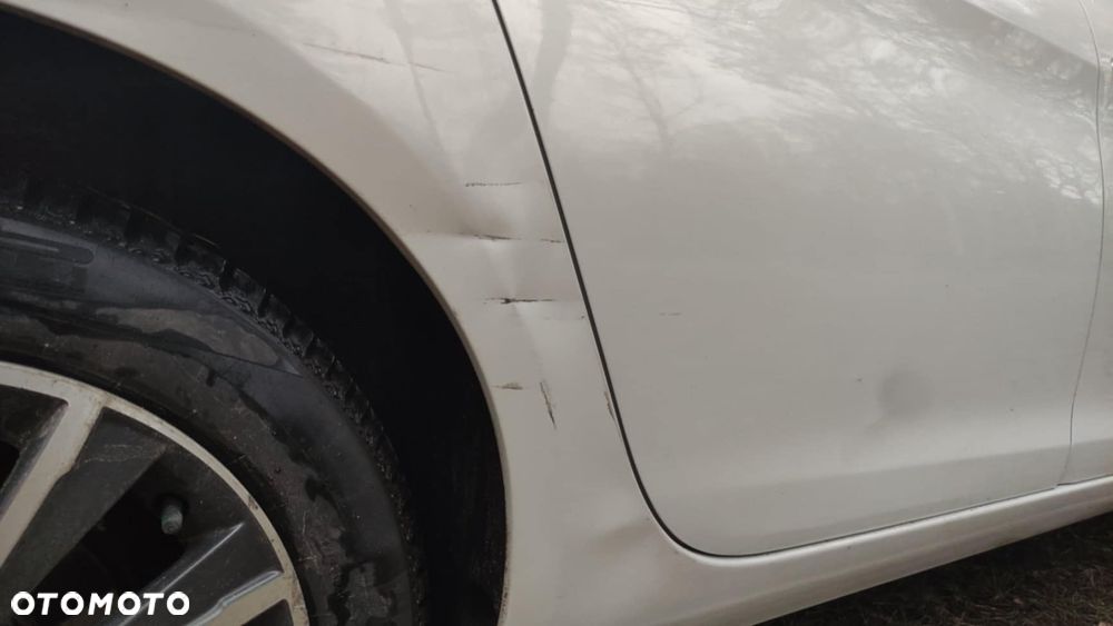 Peugeot 308 1.2 PureTech Allure S&S - 11