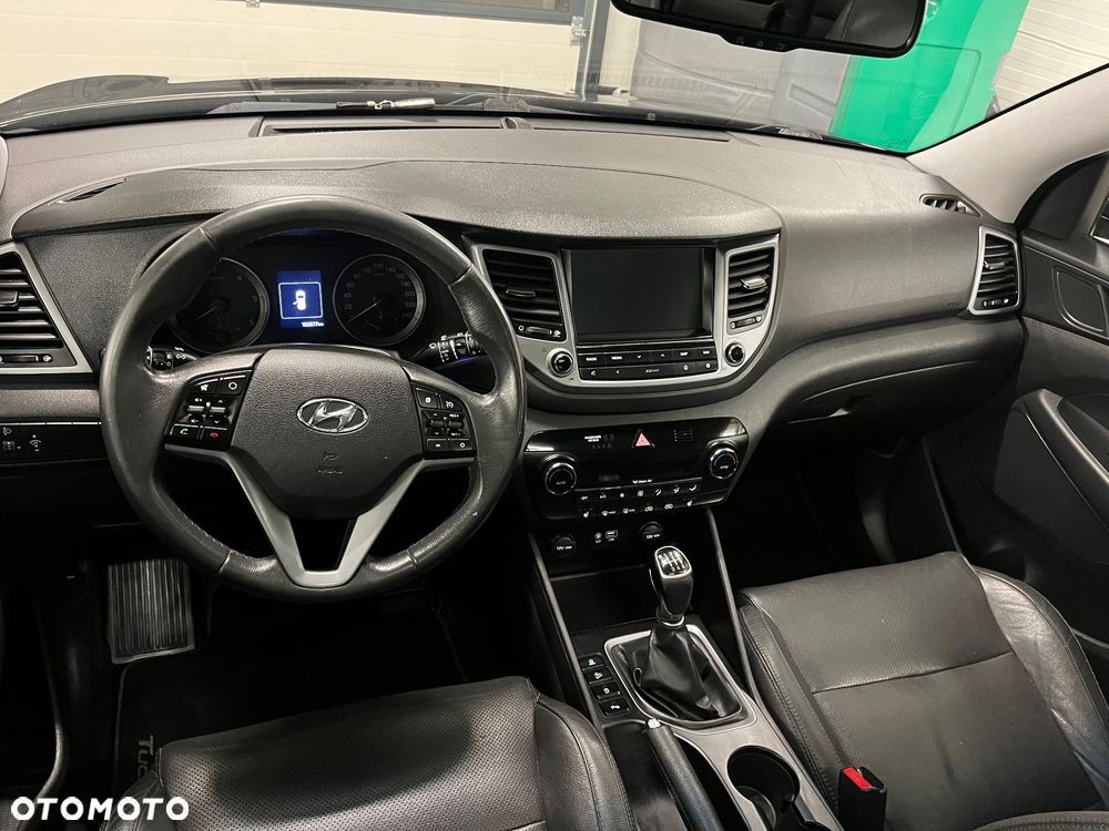 Hyundai Tucson blue 1.7 CRDi 2WD Intro Edition - 15
