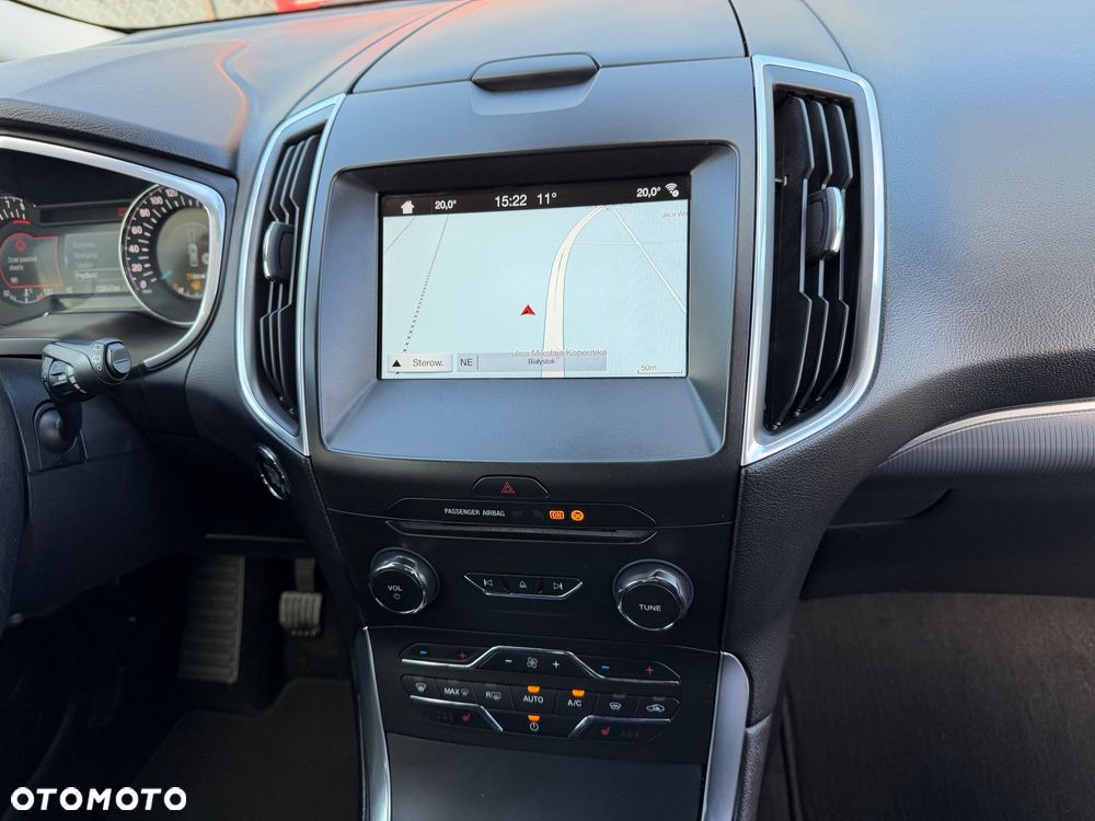 Ford S-Max - 12