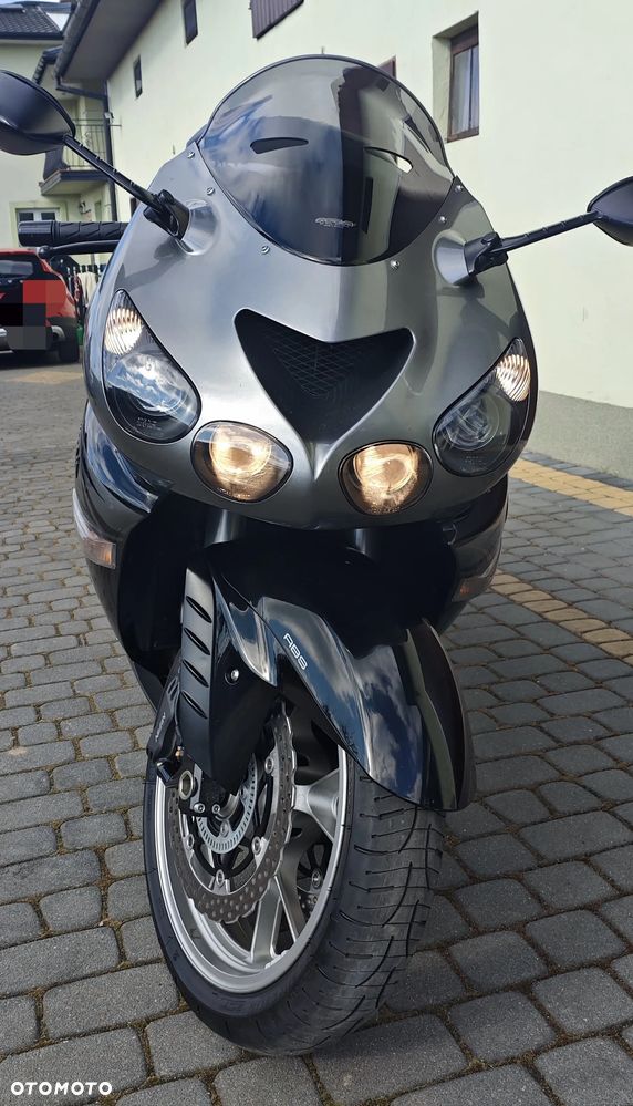 Kawasaki ZZR - 4