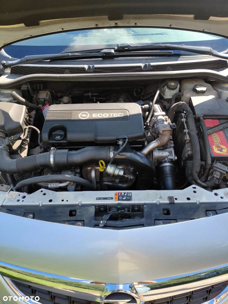 Opel Astra 1.7 CDTI DPF Cosmo - 14