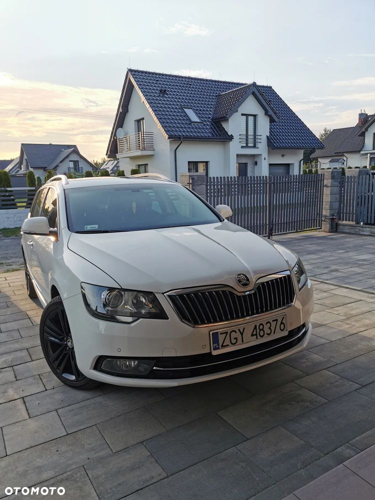 Skoda Superb 2.0 TDI Elegance DSG - 1