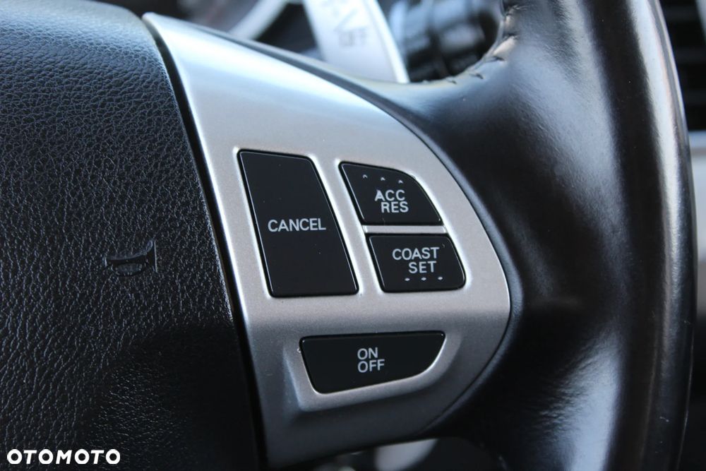 Peugeot 4007 - 28