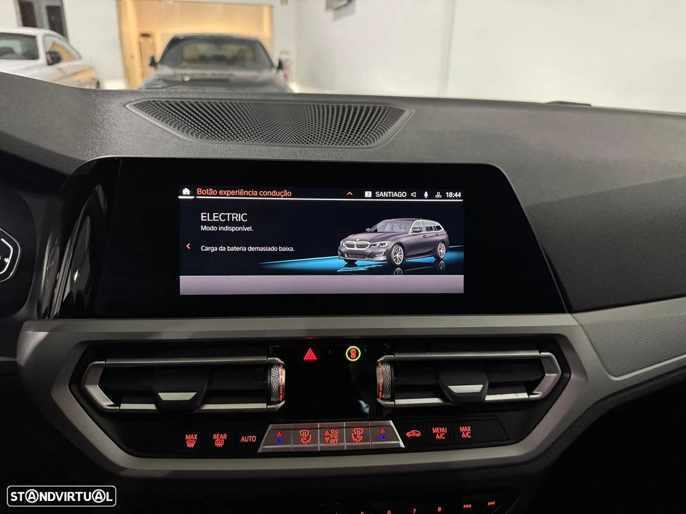 BMW 330 e Touring Pack M Auto - 32