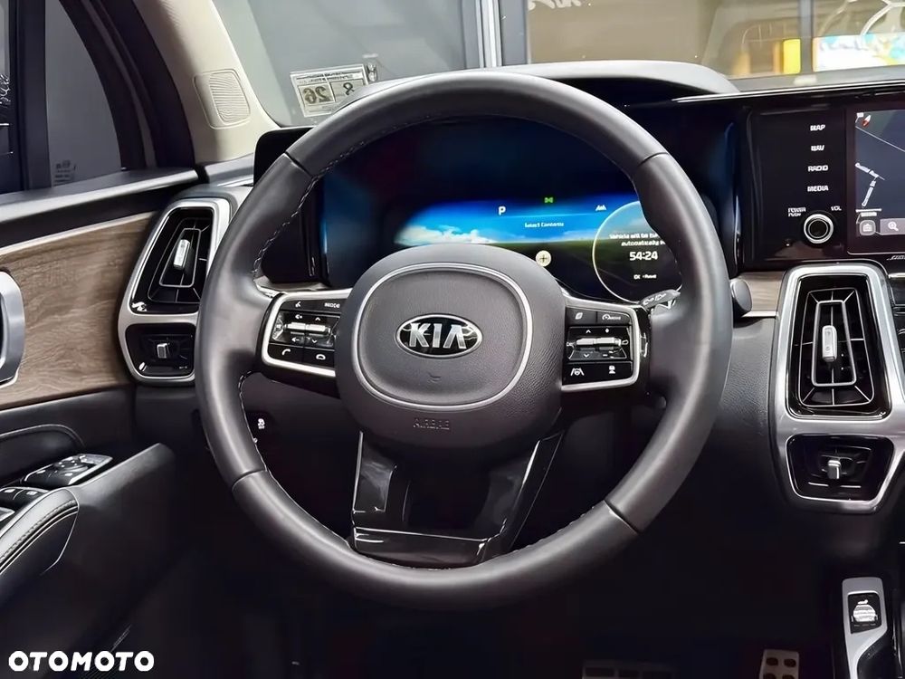 Kia Sorento - 11