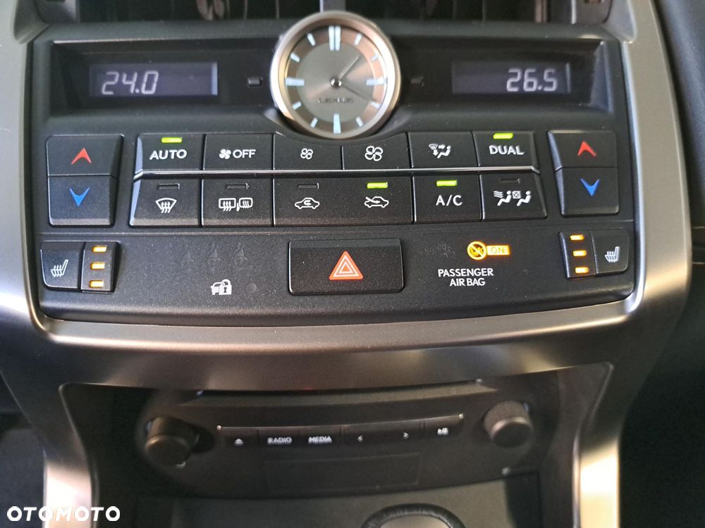 Lexus NX 200t Comfort AWD - 24