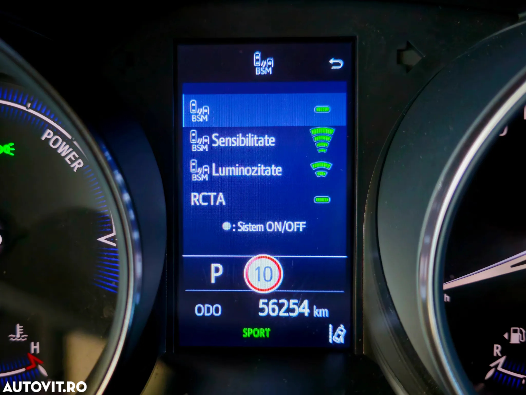Toyota C-HR 2.0 Hybrid Team Deutschland - 30