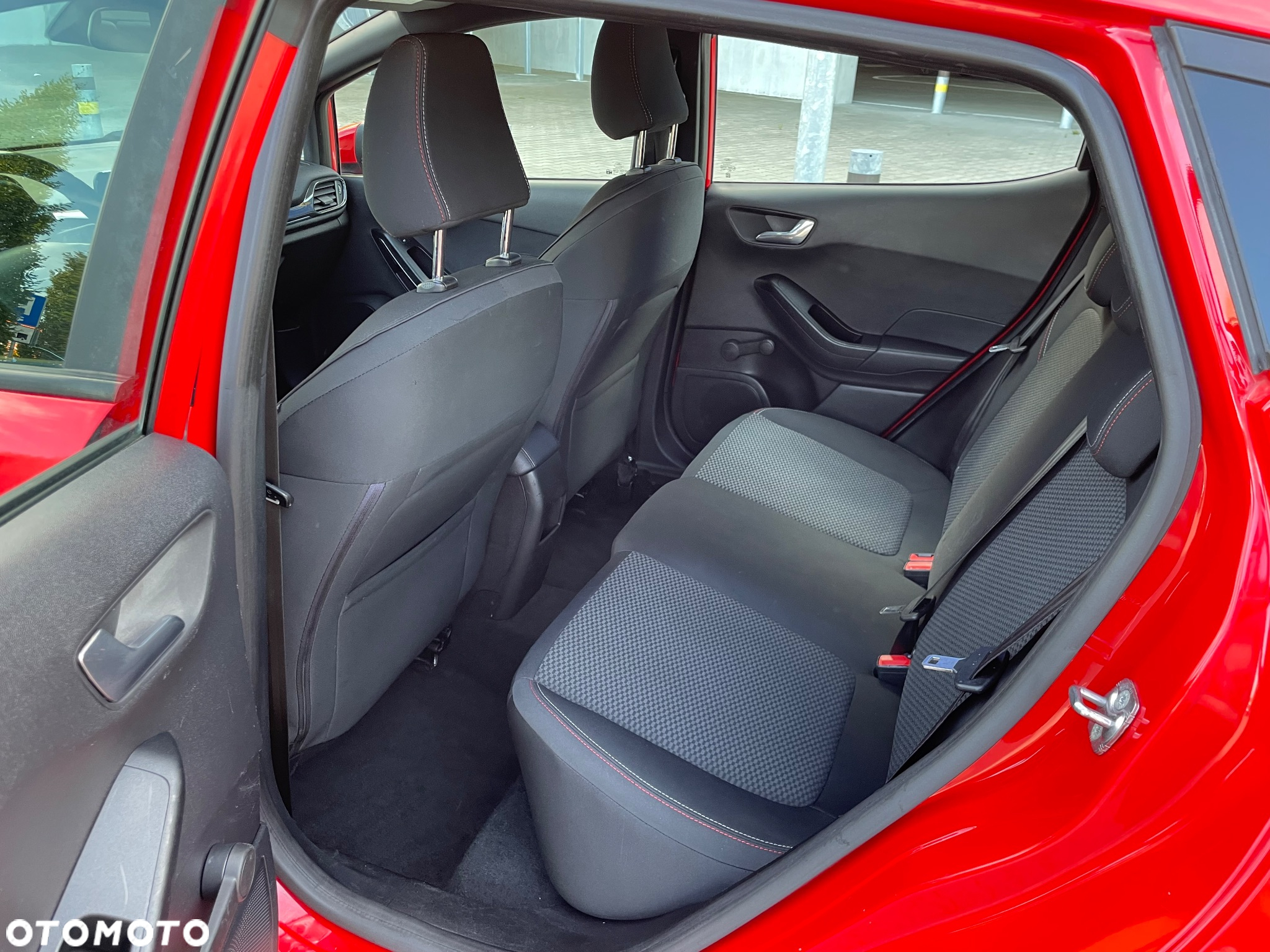 Ford Fiesta 1.0 EcoBoost ST-Line - 12