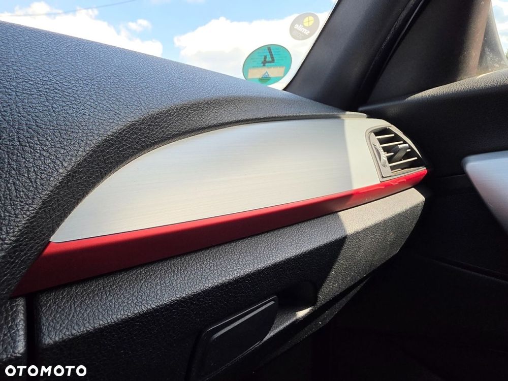 BMW Seria 1 - 21