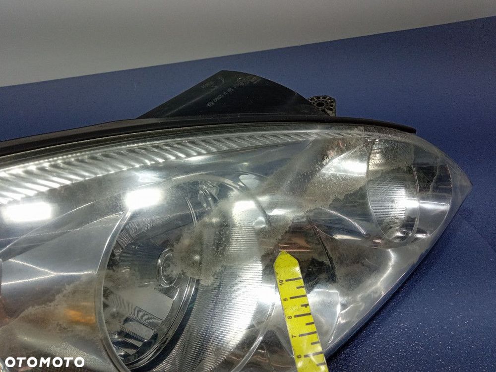 KIA CEED I REFLEKTOR PRAWY PRZÓD LAMPA PRZEDNIA EU - 6