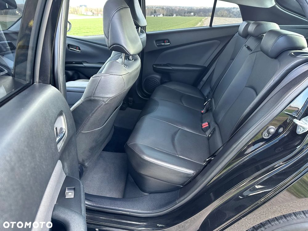 Toyota Prius 1.8 Hybrid Prestige - 12