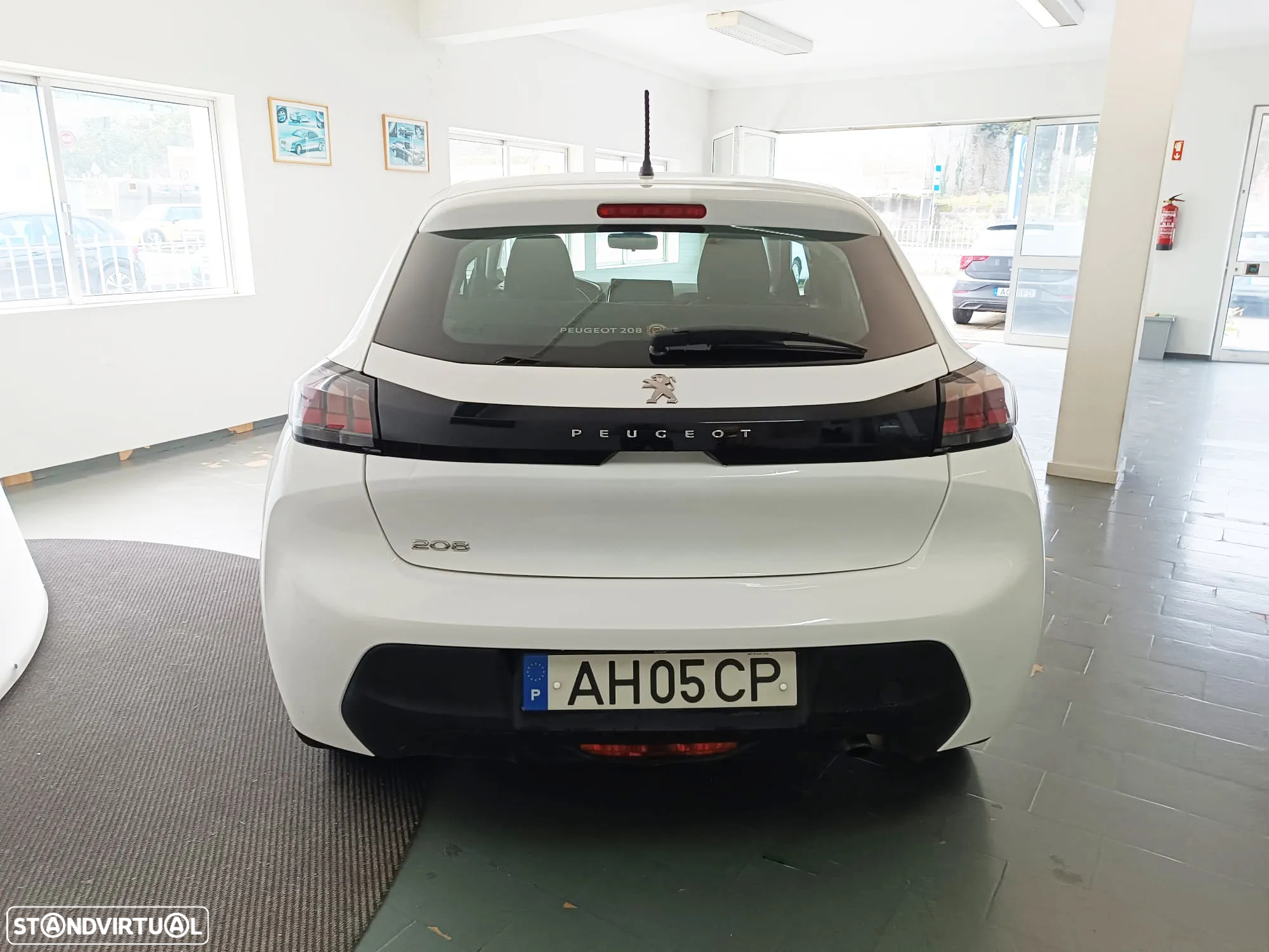 Peugeot 208 1.2 PureTech Active - 8