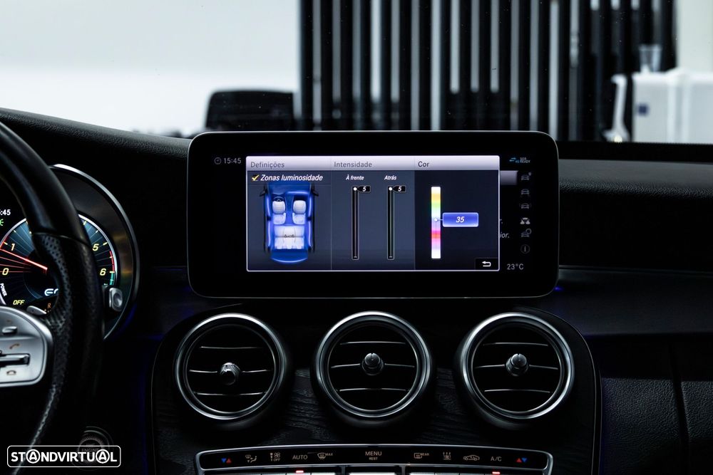 Mercedes-Benz C 300 de AMG Line - 29