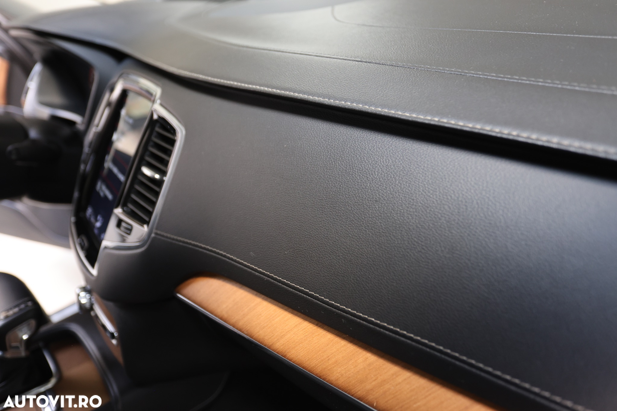 Volvo XC 90 D5 AWD Geartronic Inscription - 28