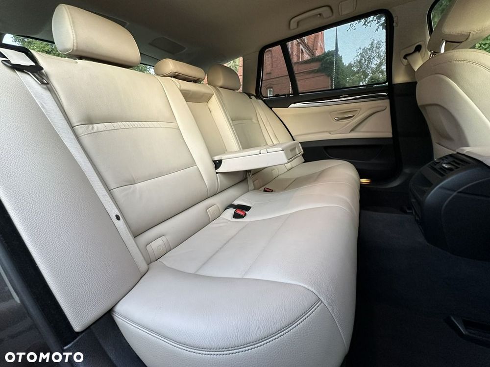 BMW Seria 5 - 11